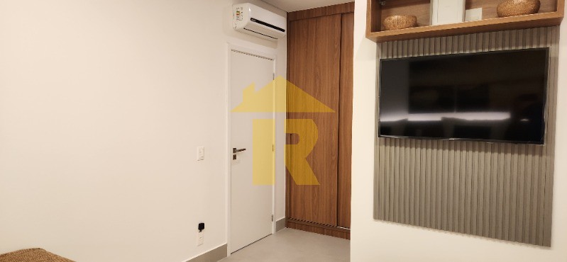 Casa com 6 quartos à venda — foto 9 de 46