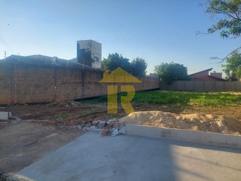 Terreno / Lote / Condomínio  à venda, 720m² — foto 10 de 20