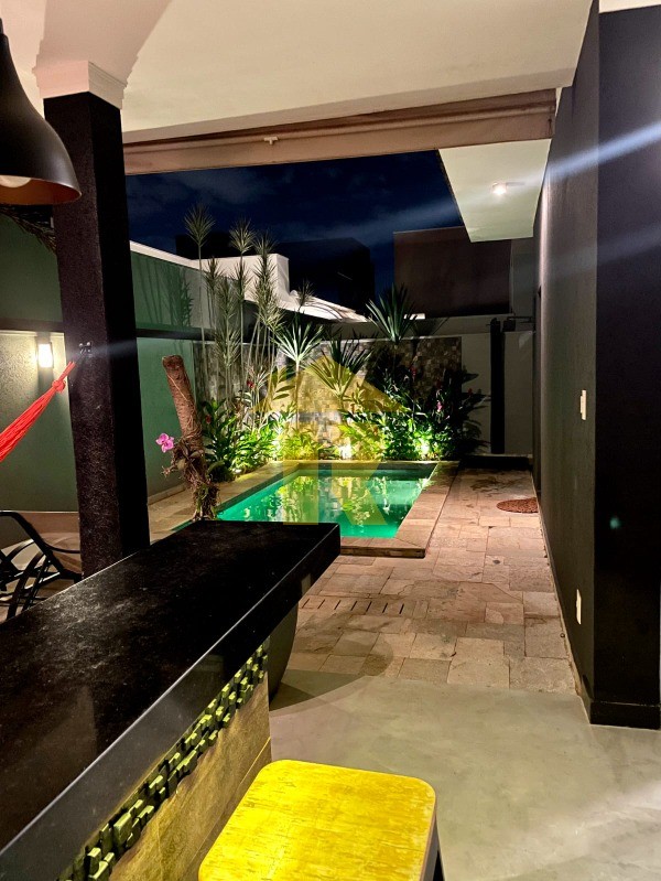 Casa de Condomínio com 3 quartos à venda, 235m² — foto 15 de 17