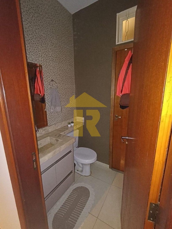 Casa com 3 quartos à venda, 167m² — foto 13 de 36