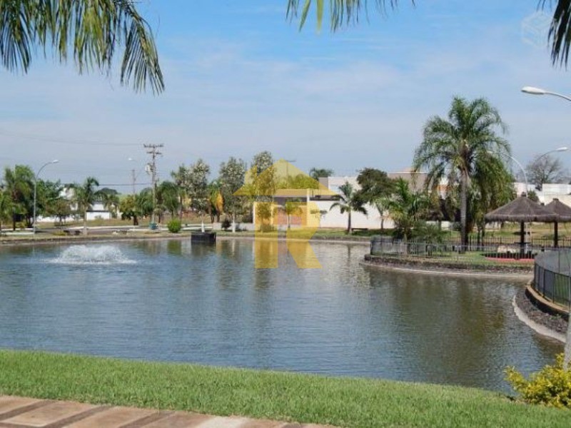 Casa de Condomínio com 3 quartos à venda, 220m² — foto 27 de 34