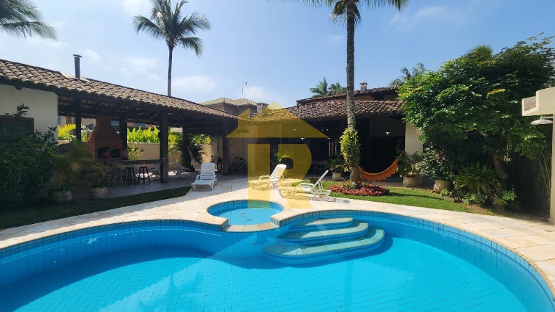 Casa com 5 quartos à venda e aluguel — foto 1 de 51