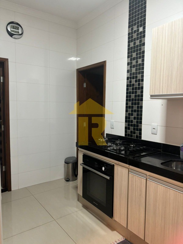 Casa de Condomínio com 3 quartos à venda, 150m² — foto 8 de 23