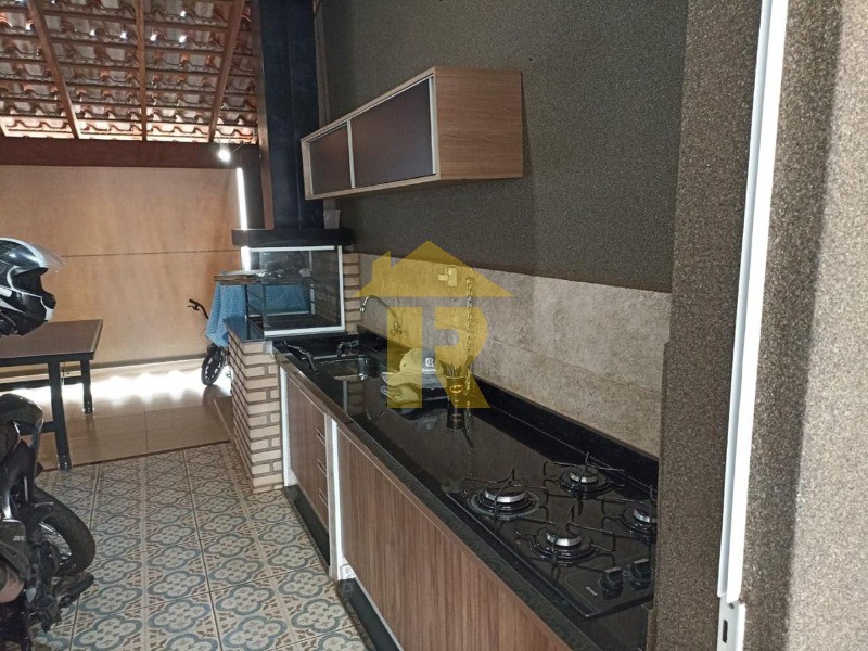 Casa com 3 quartos à venda, 167m² — foto 28 de 36
