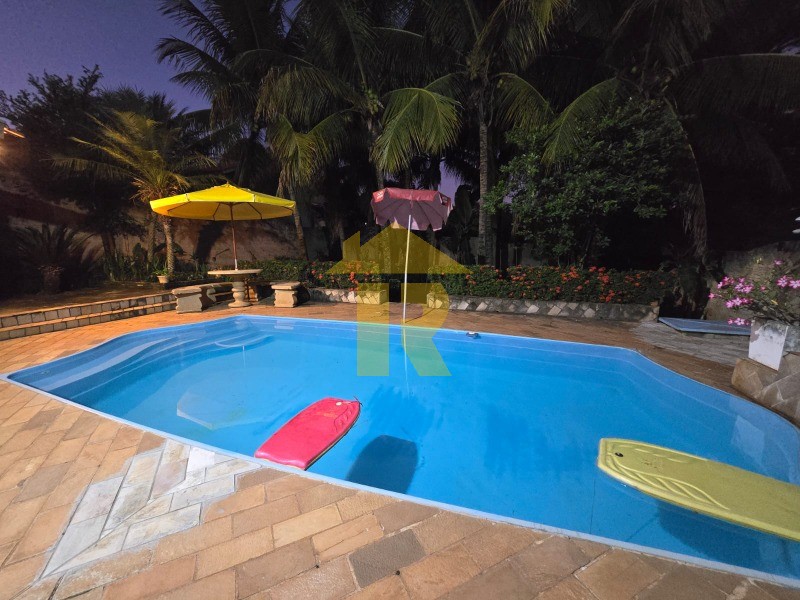 Casa de Condomínio com 4 quartos à venda, 450m² — foto 1 de 21