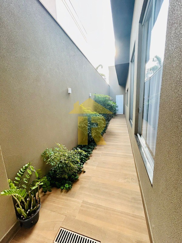 Casa de Condomínio com 3 quartos à venda, 240m² — foto 19 de 19