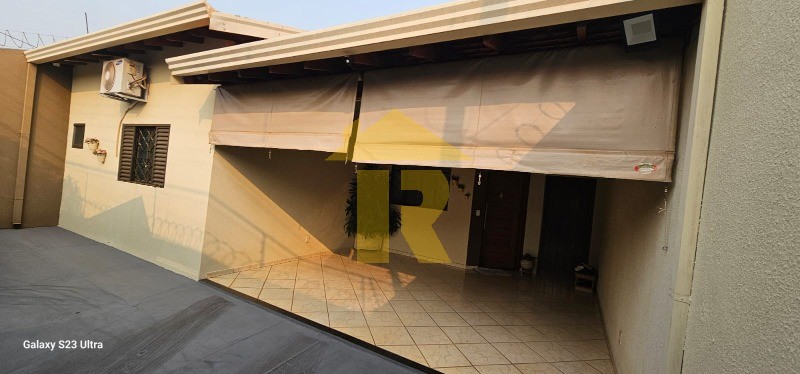Casa com 2 quartos à venda, 113m² — foto 2 de 34