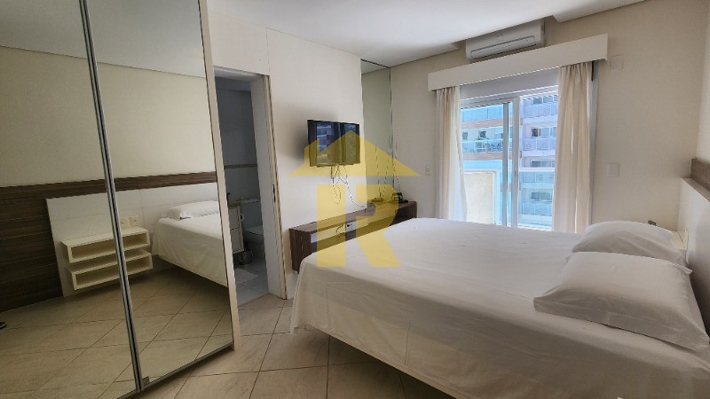 Apartamento com 4 quartos à venda, 240m² — foto 45 de 50