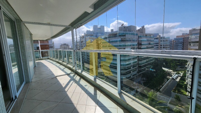 Apartamento com 4 quartos à venda, 240m² — foto 17 de 50