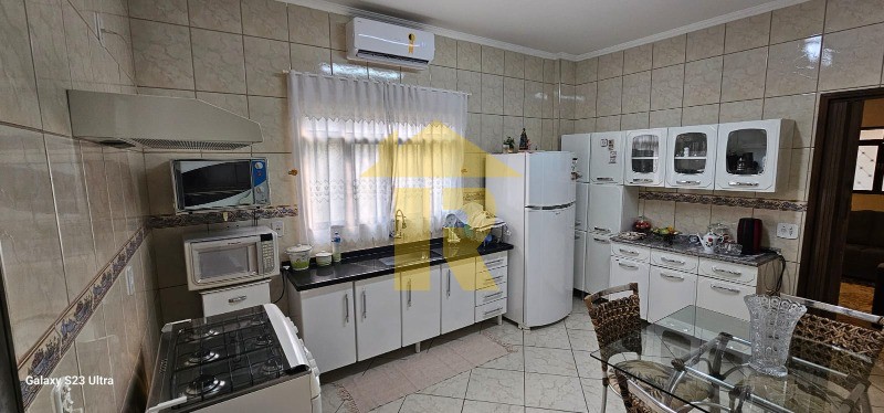 Casa com 2 quartos à venda, 113m² — foto 26 de 34