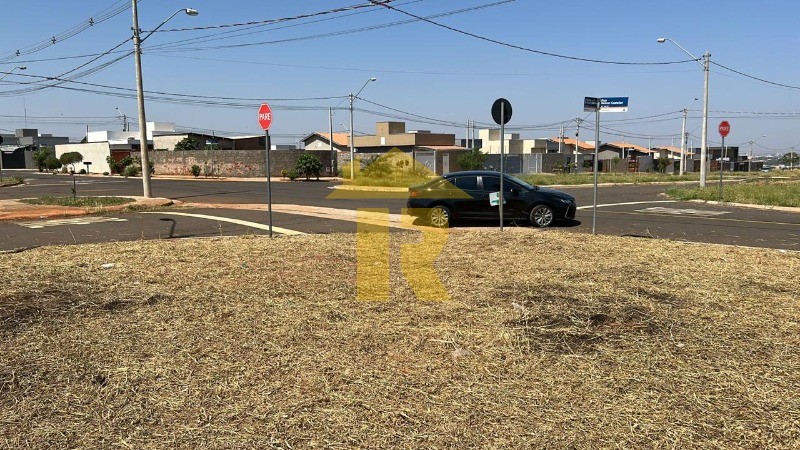 Terreno / Lote / Condomínio  à venda, 242m² — foto 5 de 10
