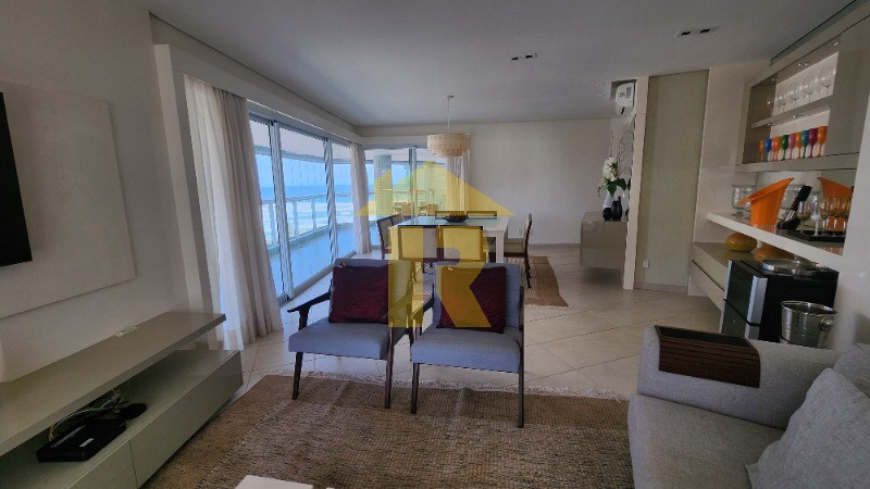 Apartamento com 4 quartos à venda, 240m² — foto 9 de 50