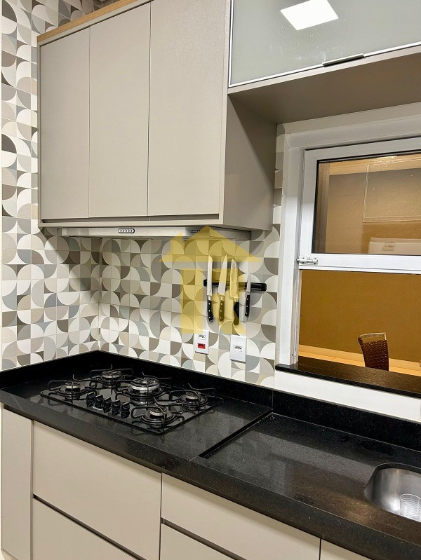 Casa de Condomínio com 3 quartos à venda, 240m² — foto 13 de 19