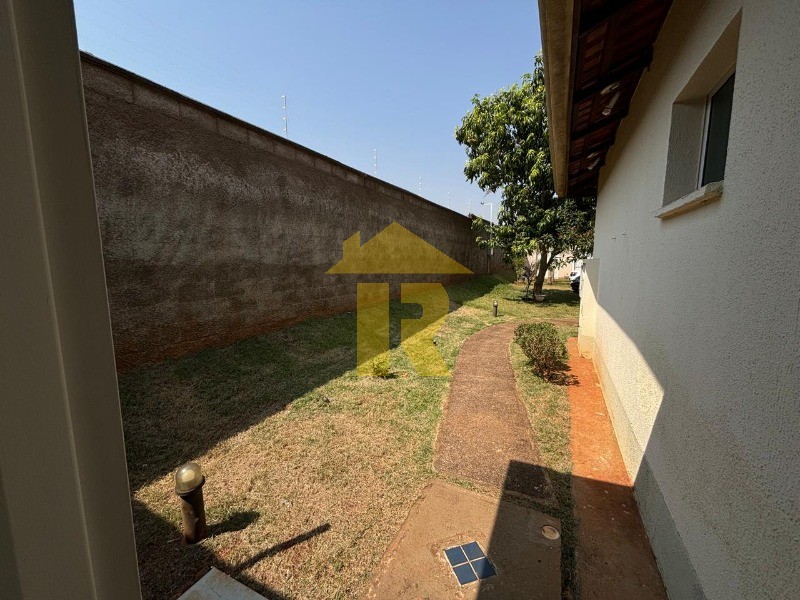 Casa de Condomínio com 3 quartos à venda e aluguel, 135m² — foto 6 de 19