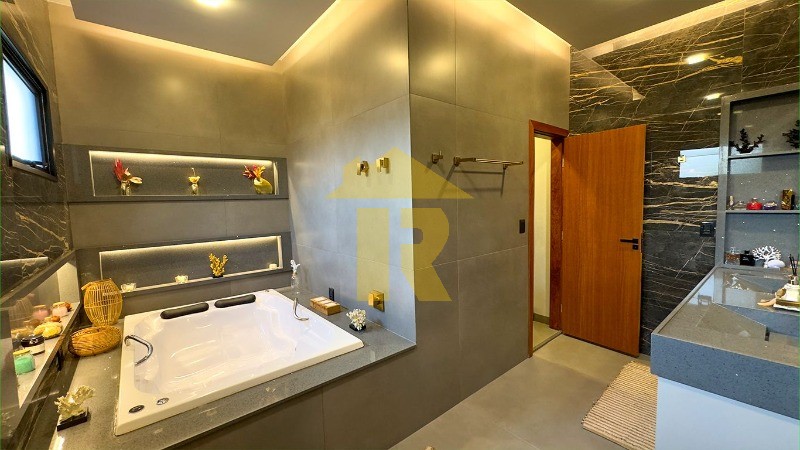 Casa de Condomínio com 6 quartos à venda, 650m² — foto 20 de 30