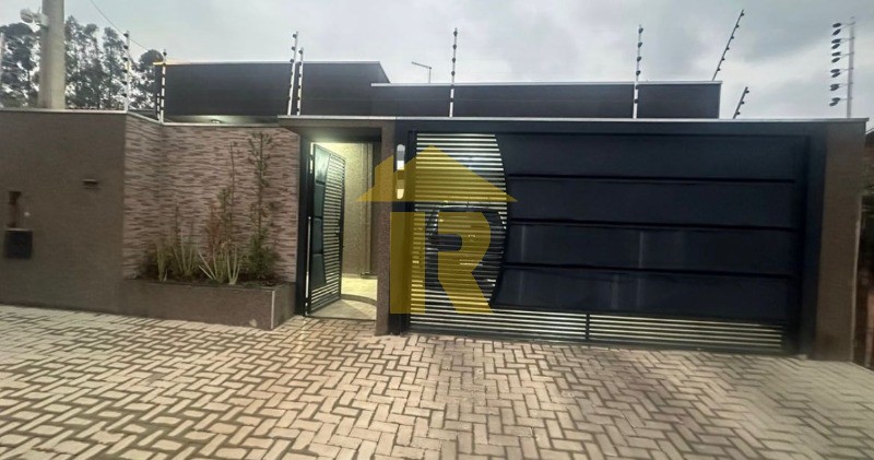 Casa com 3 quartos à venda, 120m² — foto 1 de 10