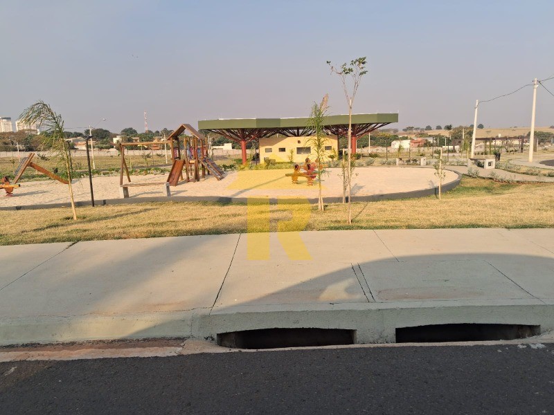 Terreno / Lote / Condomínio  à venda, 413m² — foto 7 de 24