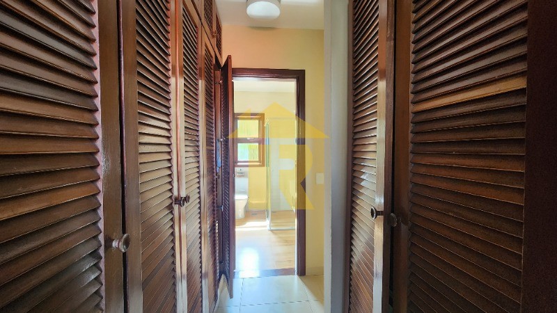 Casa com 5 quartos à venda e aluguel — foto 46 de 51