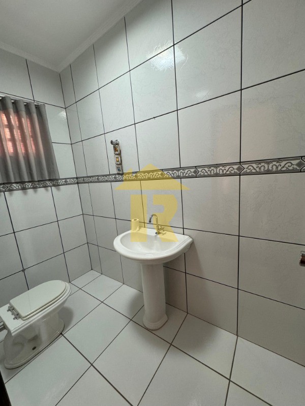 Casa com 3 quartos à venda, 258m² — foto 5 de 13