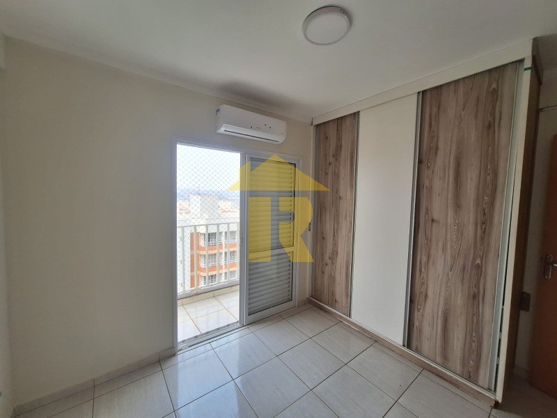 Apartamento com 4 quartos à venda, 140m² — foto 10 de 22
