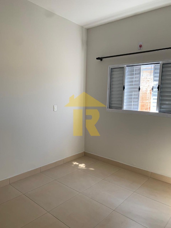 Casa com 3 quartos à venda, 82m² — foto 12 de 17