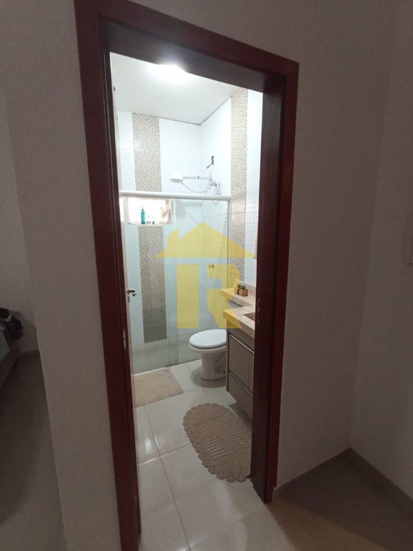 Casa com 3 quartos à venda, 167m² — foto 15 de 36