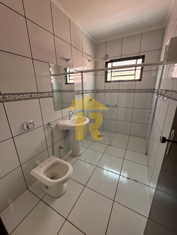 Casa com 3 quartos à venda, 258m² — foto 6 de 13