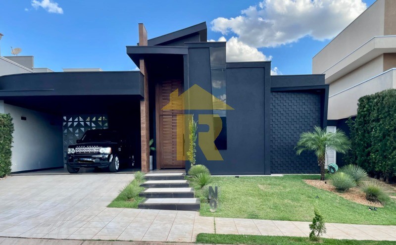 Casa de Condomínio com 3 quartos à venda, 235m² — foto 1 de 17