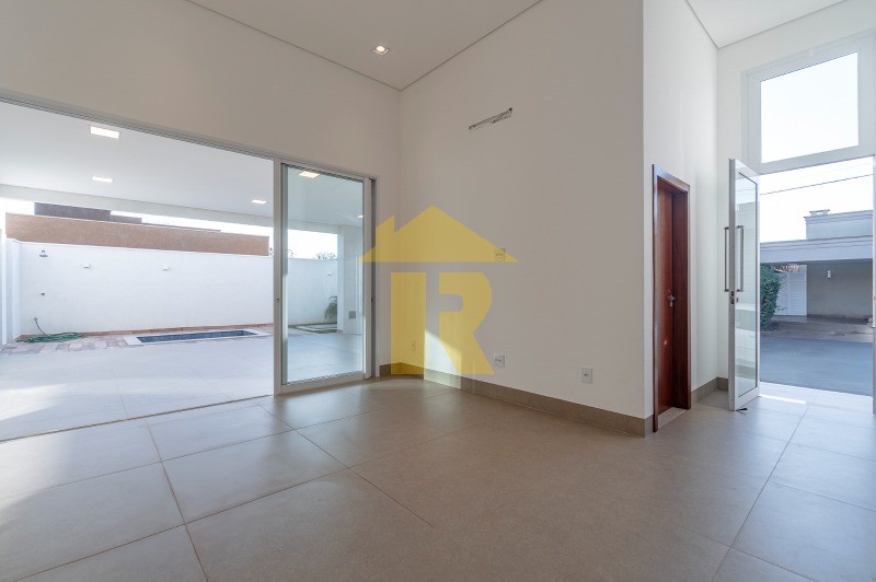 Casa de Condomínio com 3 quartos à venda, 178m² — foto 14 de 46