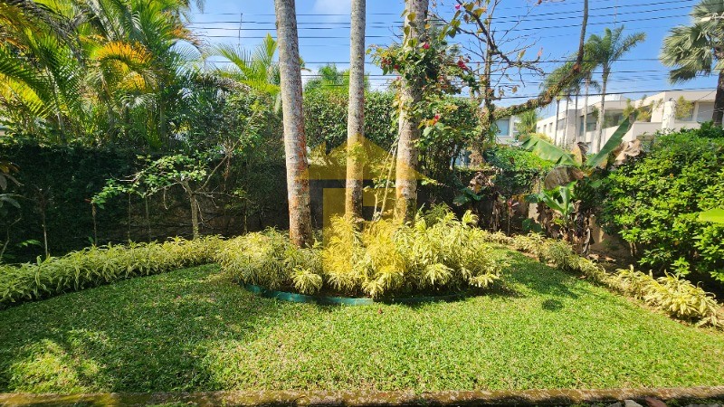 Casa com 5 quartos à venda e aluguel — foto 36 de 51