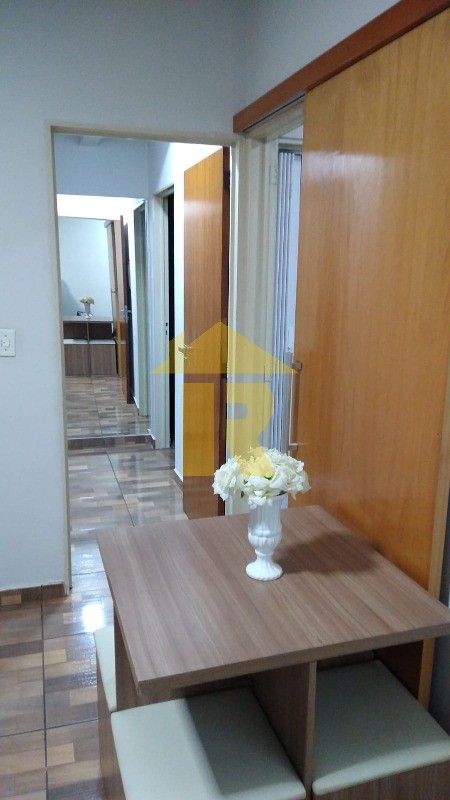 Apartamento com 2 quartos à venda, 70m² — foto 4 de 10