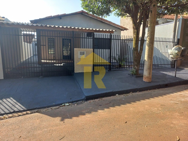Casa com 2 quartos à venda, 147m² — foto 1 de 16