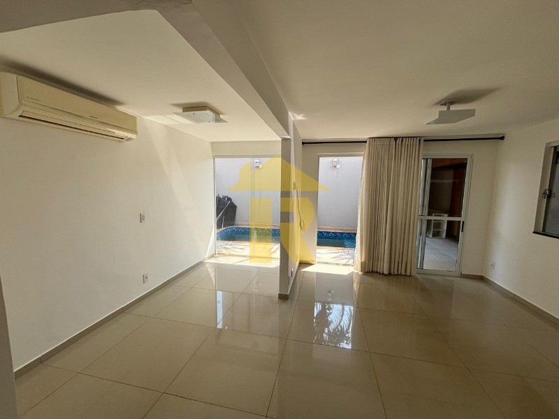 Casa de Condomínio com 3 quartos à venda e aluguel, 135m² — foto 8 de 19