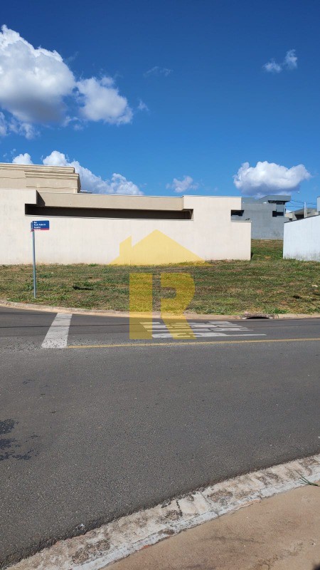 Terreno / Lote / Condomínio  à venda, 257m² — foto 10 de 12