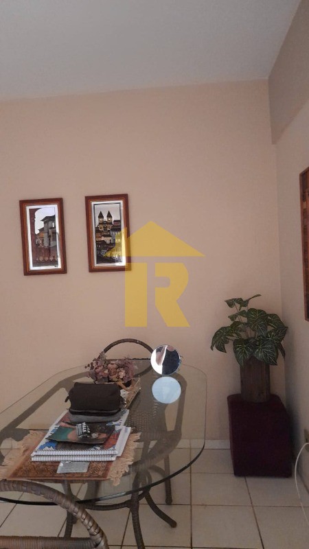 Apartamento com 2 quartos à venda, 70m² — foto 3 de 13