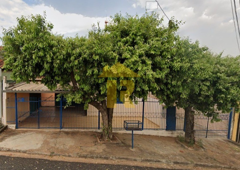 Casa com 3 quartos à venda, 160m² — foto 1 de 10