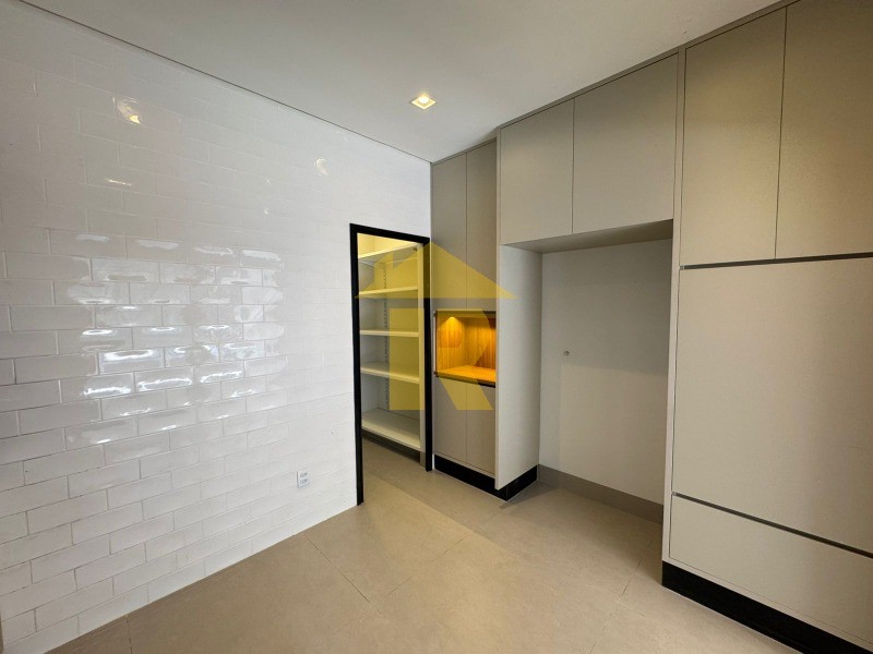 Casa de Condomínio com 4 quartos à venda, 260m² — foto 18 de 25
