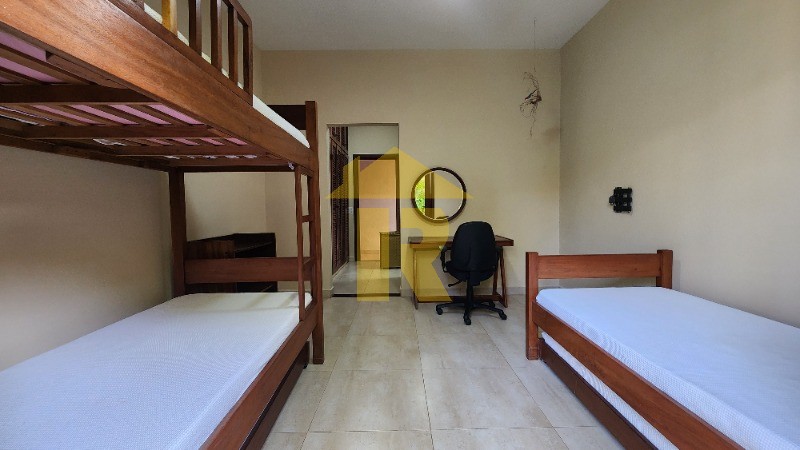 Casa com 5 quartos à venda e aluguel — foto 31 de 51