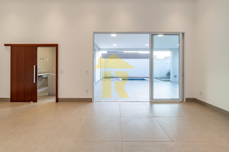 Casa de Condomínio com 3 quartos à venda, 178m² — foto 11 de 46
