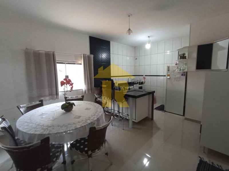 Casa com 3 quartos à venda, 167m² — foto 23 de 36