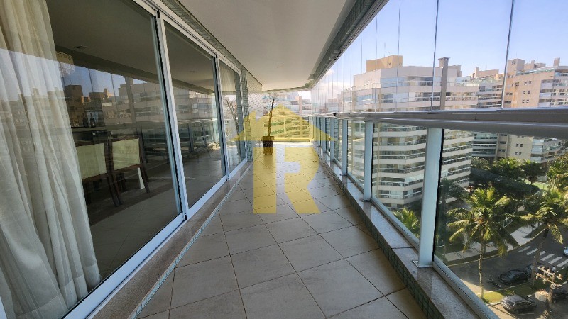 Apartamento com 4 quartos à venda, 240m² — foto 16 de 50