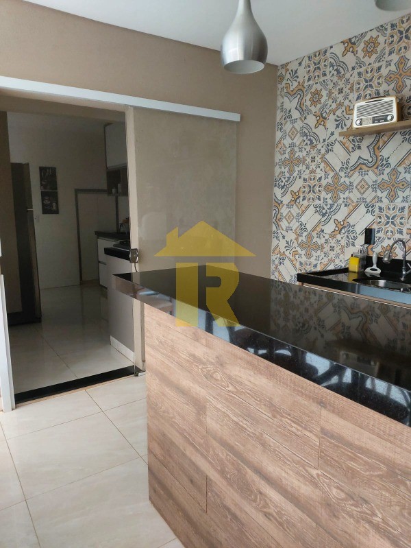 Casa de Condomínio com 3 quartos à venda, 160m² — foto 12 de 17