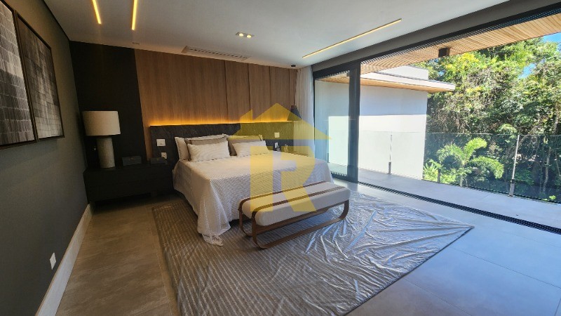 Casa com 6 quartos à venda — foto 47 de 50