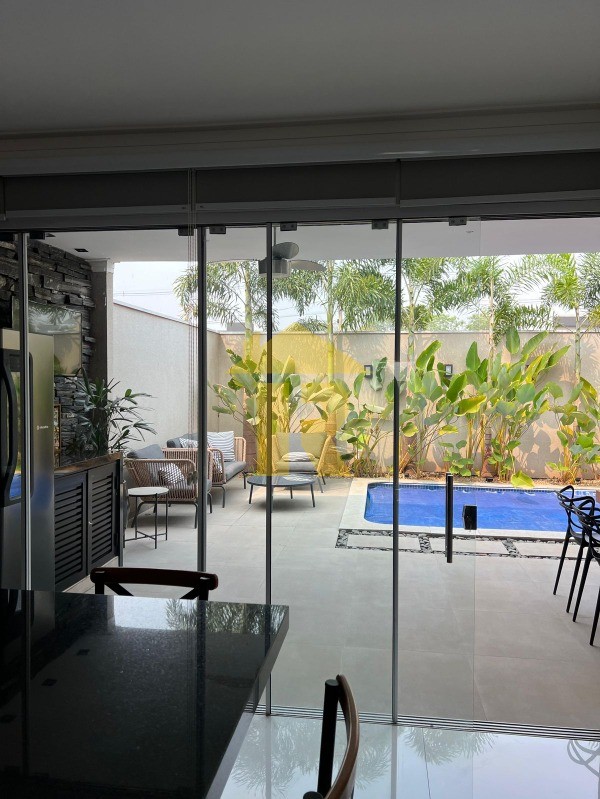 Casa de Condomínio com 2 quartos à venda, 200m² — foto 17 de 29