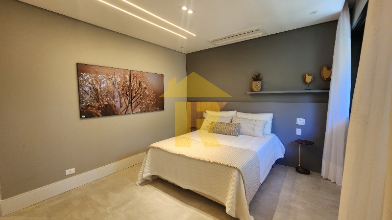 Casa com 6 quartos à venda — foto 27 de 50
