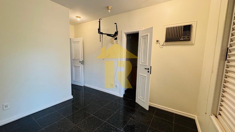 Casa de Condomínio com 8 quartos à venda, 1100m² — foto 45 de 61