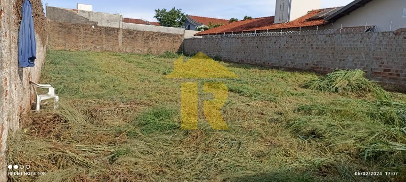Terreno / Lote / Condomínio  à venda, 672m² — foto 2 de 10