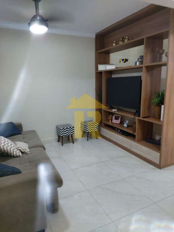 Casa de Condomínio com 3 quartos à venda, 160m² — foto 3 de 17
