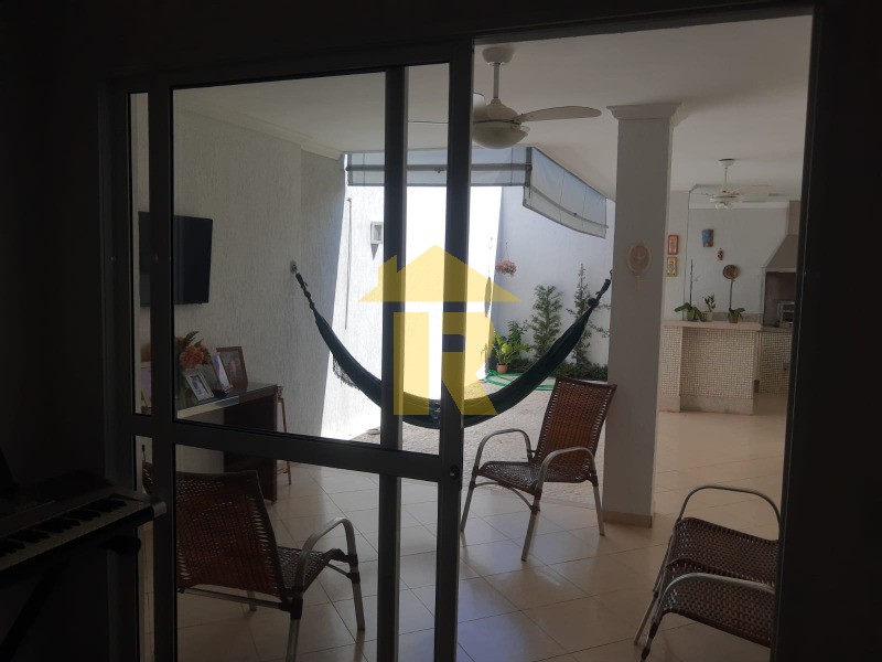 Casa de Condomínio com 3 quartos à venda, 130m² — foto 12 de 27