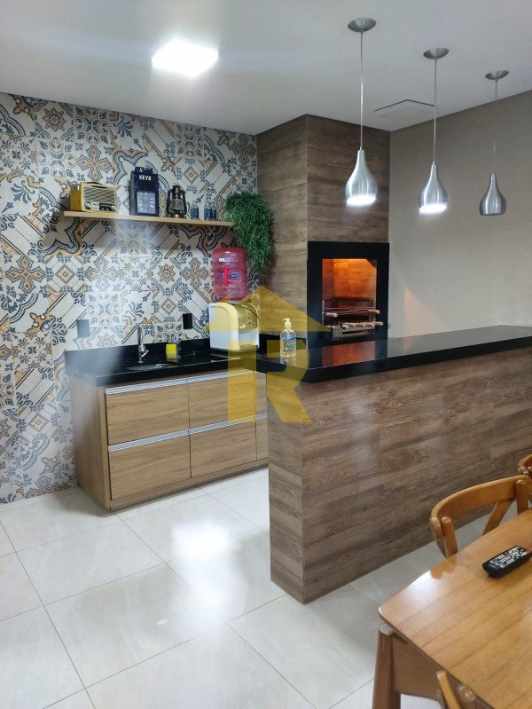 Casa de Condomínio com 3 quartos à venda, 160m² — foto 13 de 17